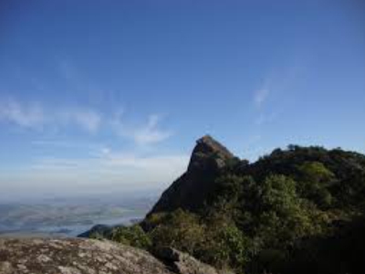 montanha-do-guaripocaba