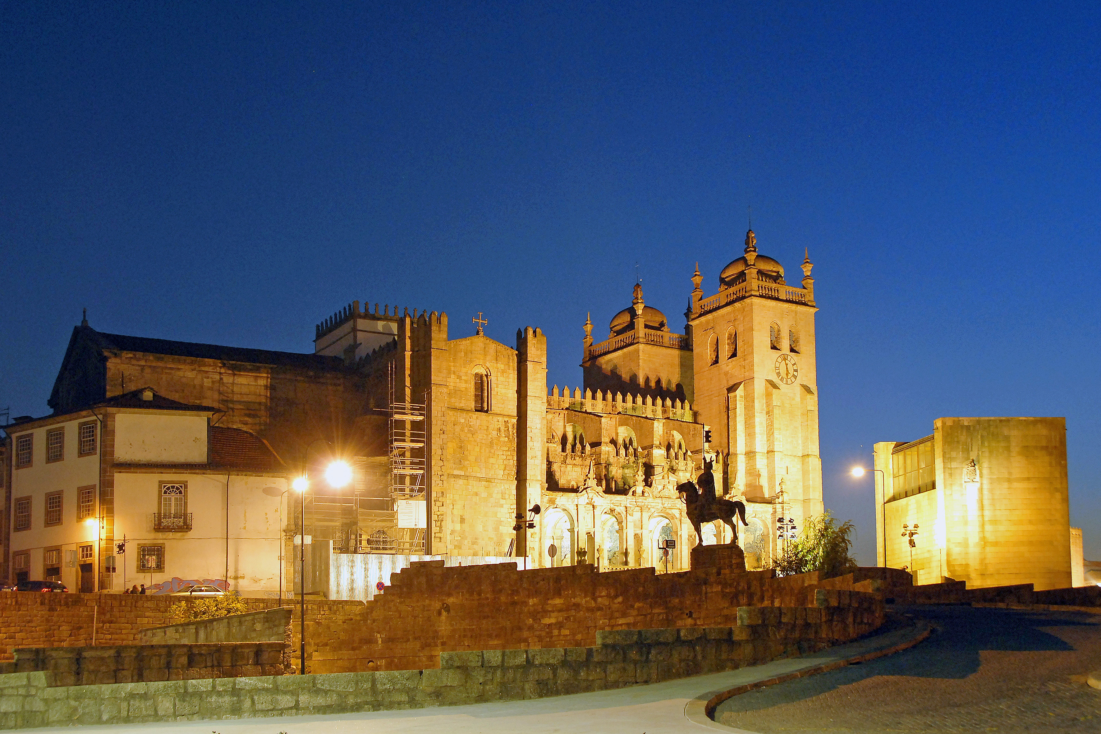 Catedral da Sé - Exterior Porto